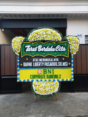 Papan Bunga Duka di Wonoasri